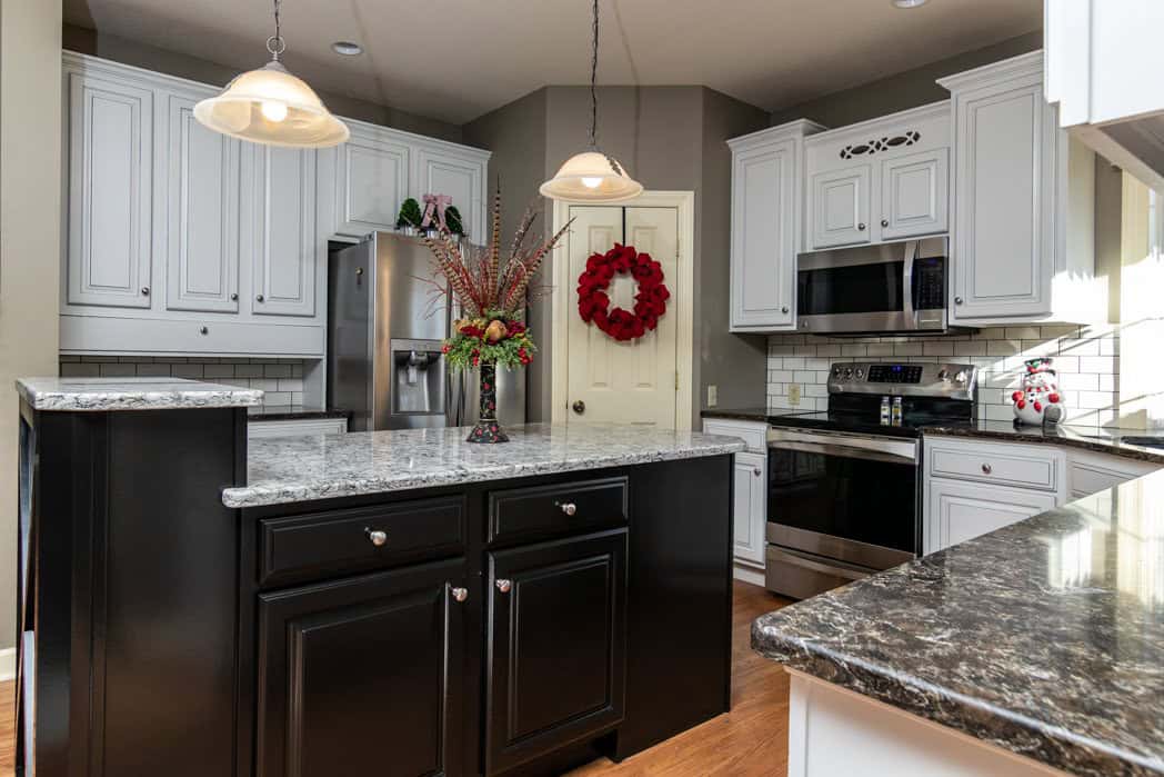 black and white painted kitchen cabinets